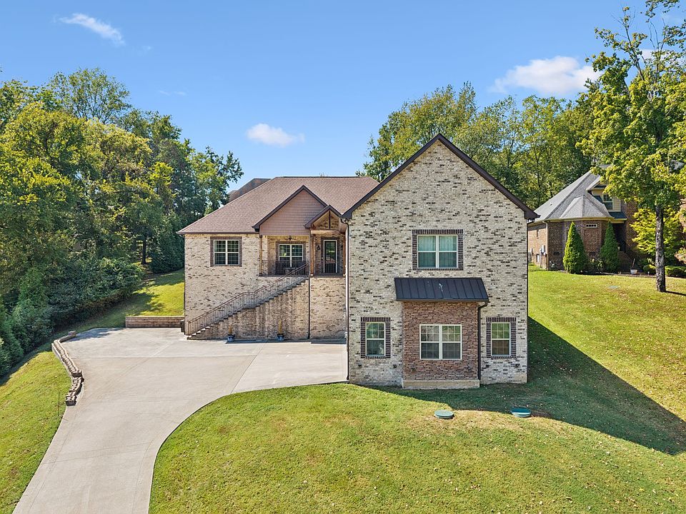 洋書 Mountain Houses 208 N 4th W, Mountain Home, ID 83647 | Zillow