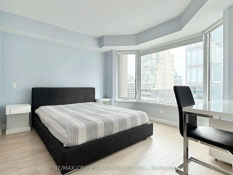 155 Yorkville Ave #2108 — Photo 8