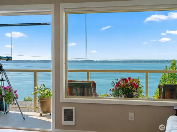415 N State Street #303, Bellingham, WA 98225