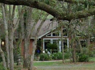 4250 N Indianhead Rd, Hernando, FL 34442