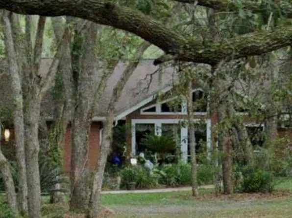 4250 N Indianhead Rd, Hernando, FL 34442