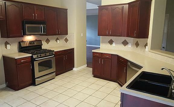 4th image of 1609 Lynnville Trl
