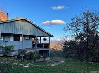 4596 Big Ridge Rd, Glenville, NC 28736