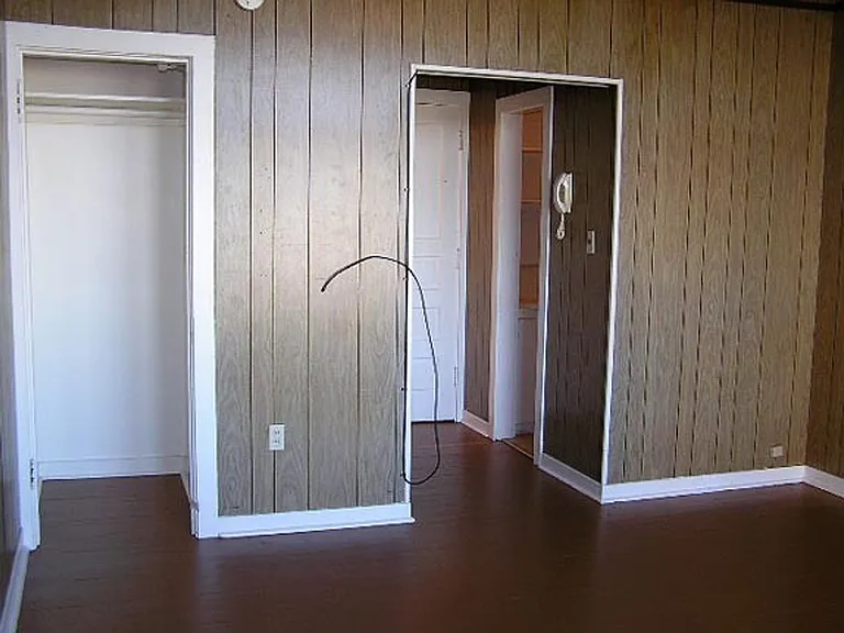 1304 Bay St #8 — Photo 7
