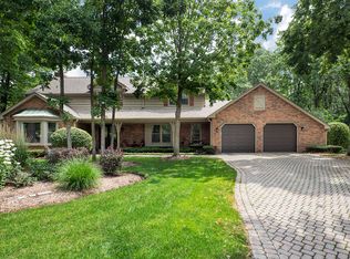40 Dukes Cir, Lincolnshire, IL