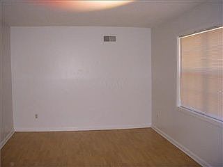 2nd image of 5399 Newberry Ave