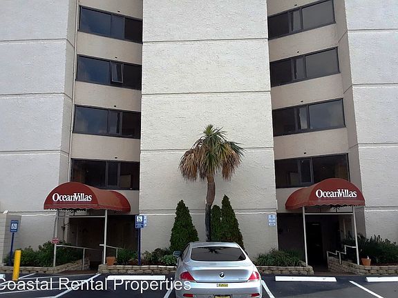 3rd image of 7509 N Ocean Blvd #904