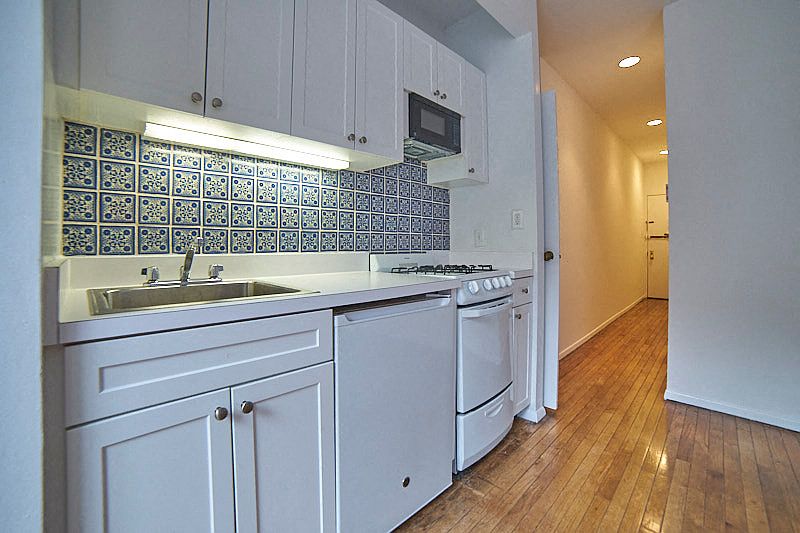 1st image of 320 E 92nd St APT 4FC