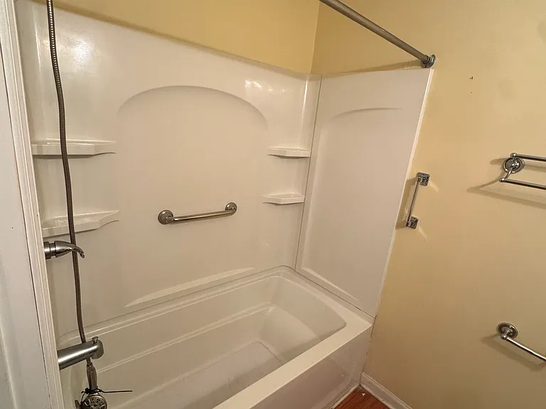 945 Dayton Ave — Photo 23
