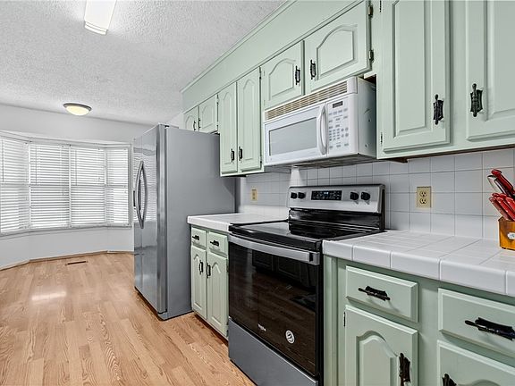 5th image of 1409 N 13th St