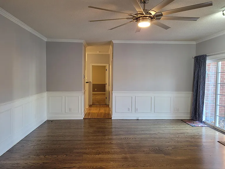 850 Torrey Pines Dr — Photo 10