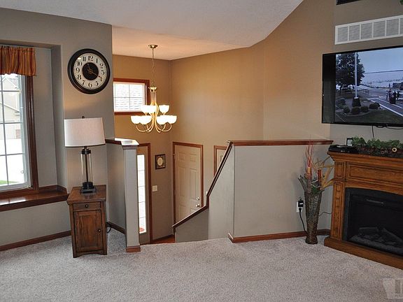 3rd image of 500 Pine Brooke Dr