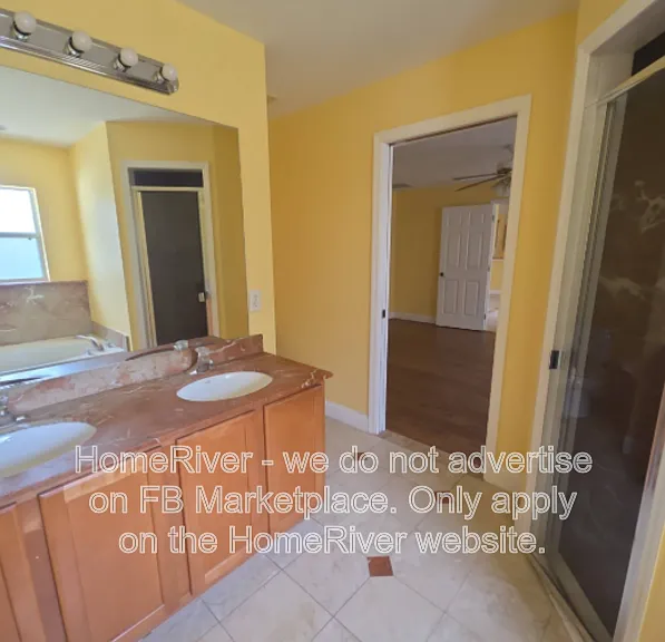 843 Americana Blvd NW — Photo 3