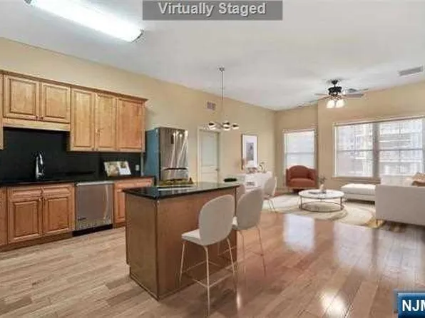 20 Avenue And Port Imperial #524, West New York, NJ 07093