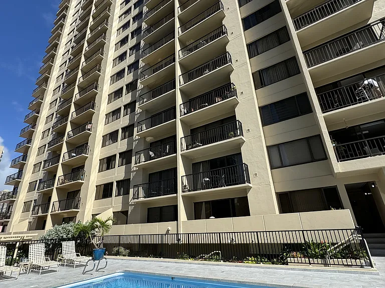 2140 Kuhio Ave #603 — Photo 41