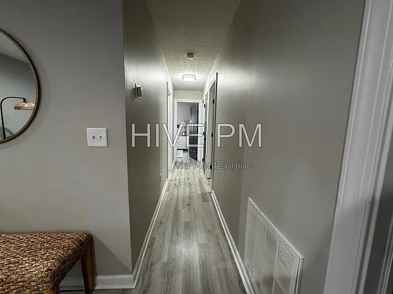 229 Congress Ave #229 — Photo 14