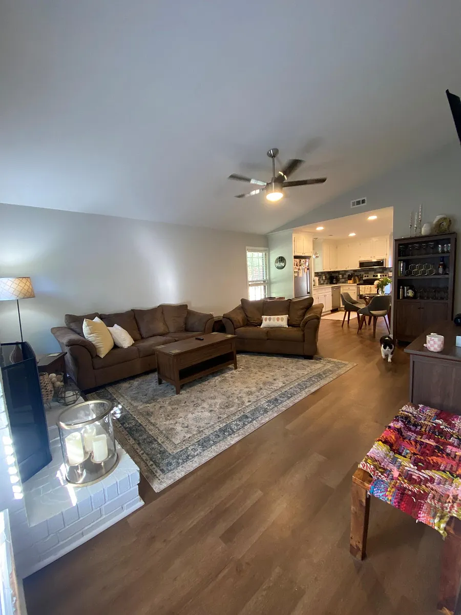 living room - 109 Bonnell Ct