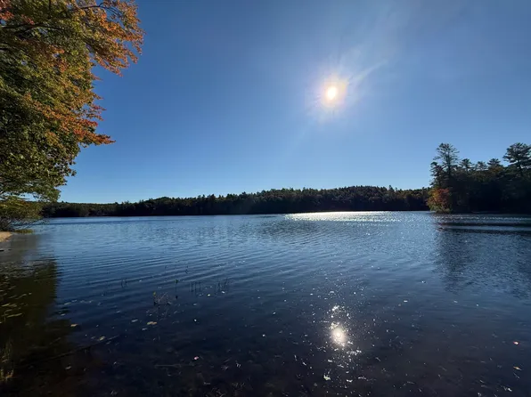 10 Notched Pond Road, Raymond, ME 04071