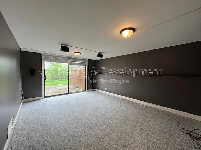 1540 Edgefield Ln — Photo 28