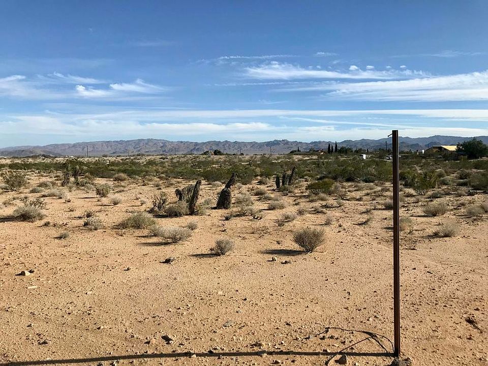1st image of 204 Avenida Del Sol