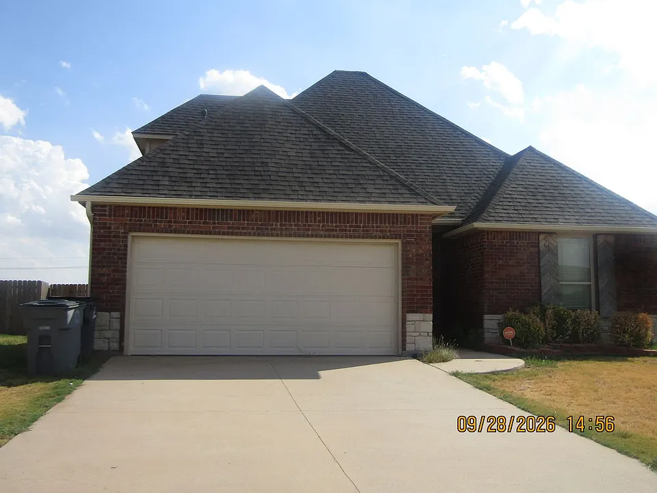 7704 SW Arnold Ct