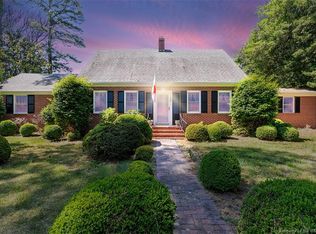 136 Lafayette Rd, Yorktown, VA 23690
