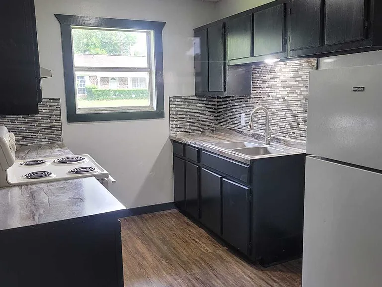 4324 Union Ave — Photo 17