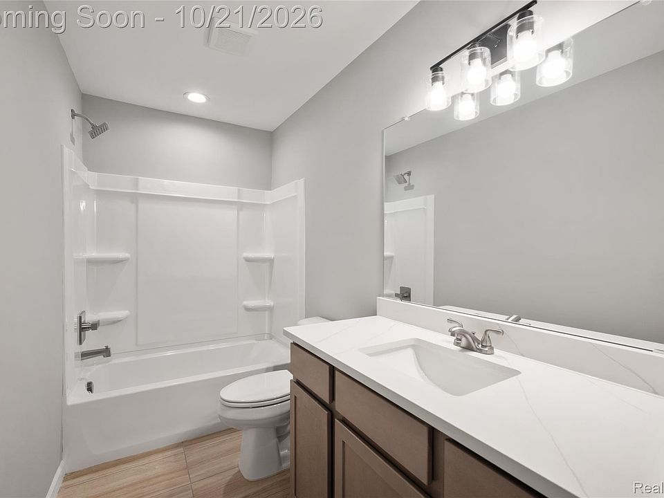16085 Catalpa Ridge Dr, photo 16
