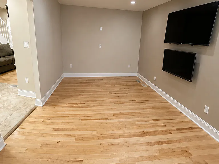 1440 N Main St — Photo 11