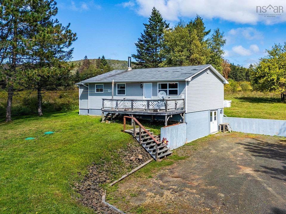 1st image of 134 Parker Mountain Rd