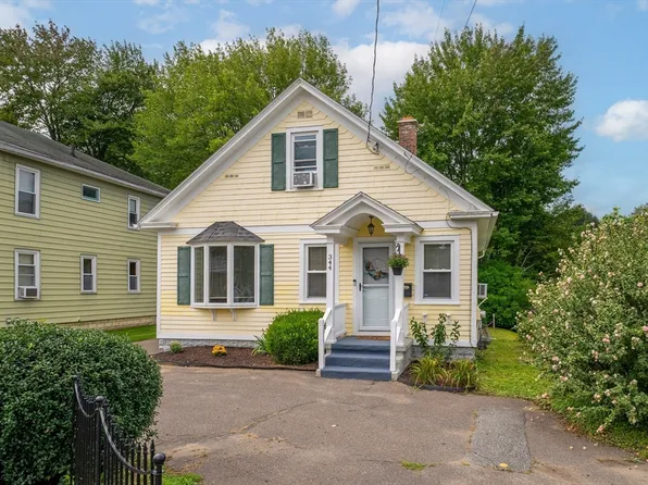 344 Newton St, South Hadley, MA 01075