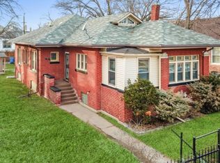 7314 S Paxton Ave, Chicago, IL