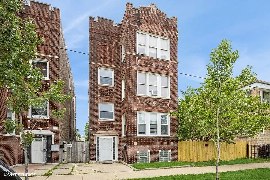 1340 S Kedvale Ave #2