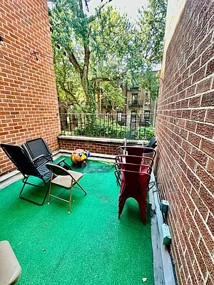 Outdoor, photo 1