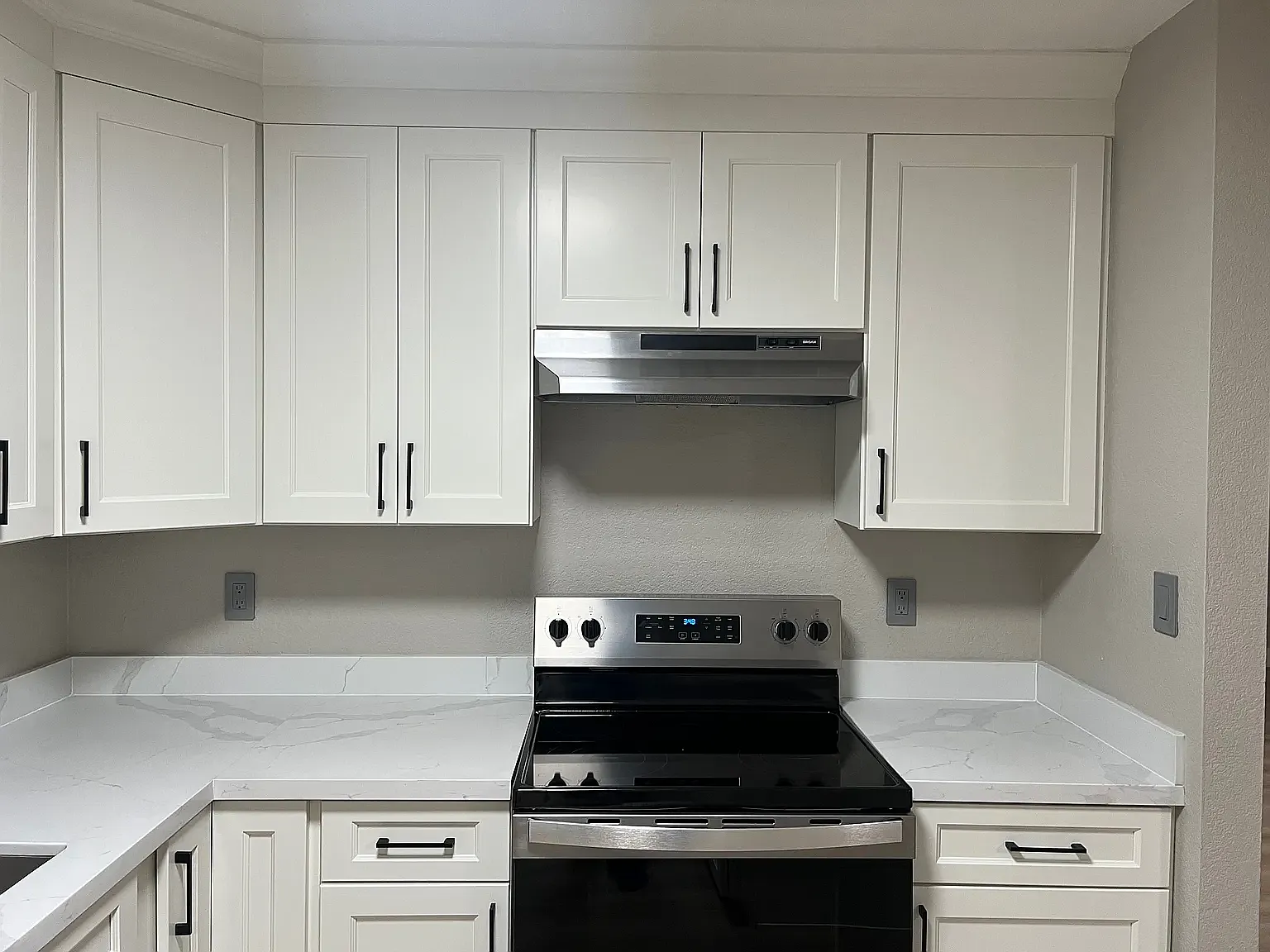 3 bed, 1354 sqft, $2,500 — Photo 3