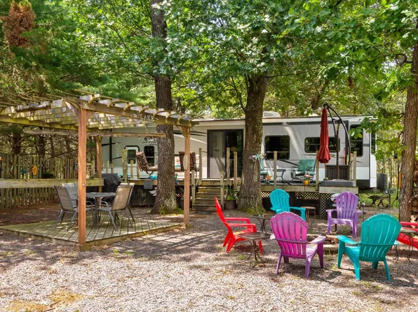 406 Sir Winston Trl, Nekoosa, WI 54457