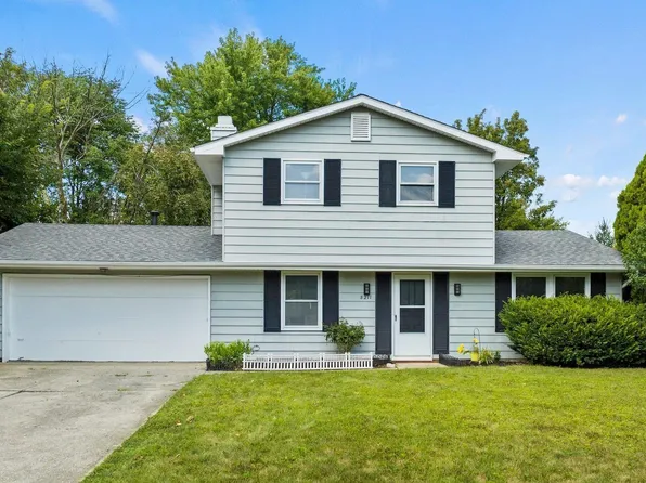 8211 Roxboro Ct, Fort Wayne, IN 46815