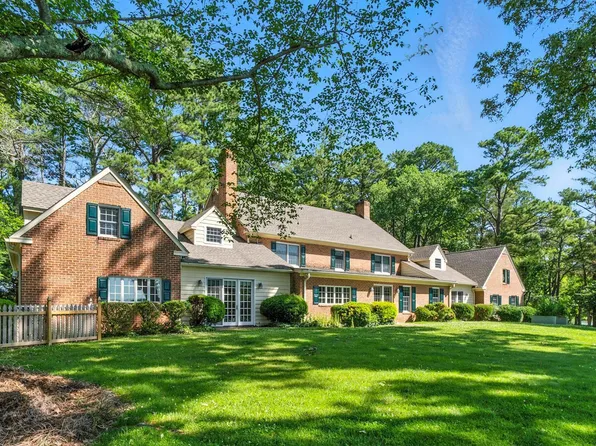 27873 Le Gates Cove Rd, Easton, MD 21601