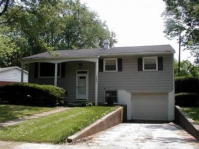 1st image of 737 W 67th Ave