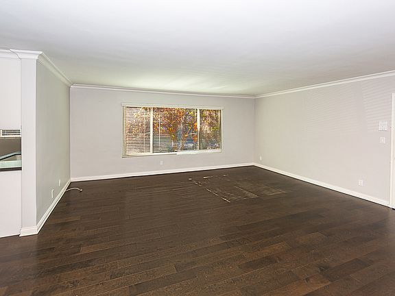 4th image of 425 Idaho Ave APT 2