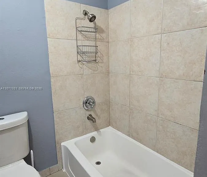 8787 NW 39th St — Photo 17