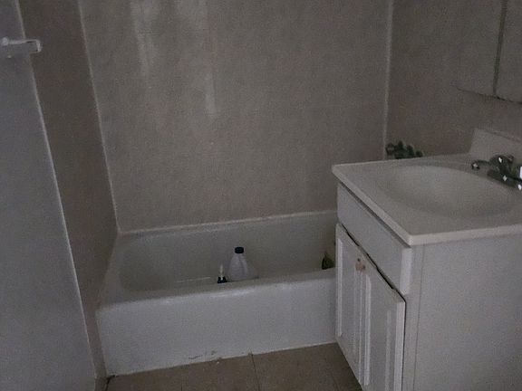 2nd image of 44-30 Douglaston Pkwy #11-3J