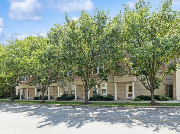 7314 Circle Ave, Forest Park, IL 60130