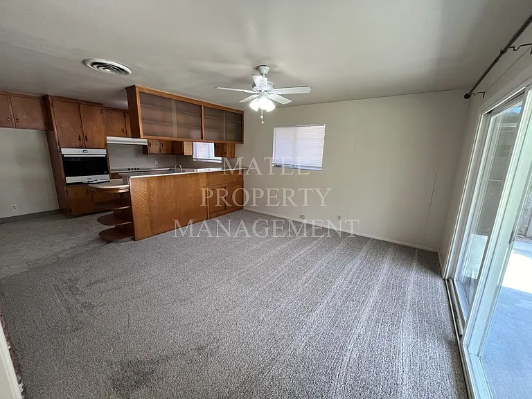 1701 Linwood Dr — Photo 7