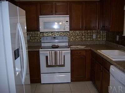 4th image of 7016 Glendora St