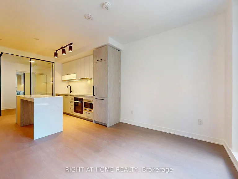 91 Montclair Ave #837 — Photo 9