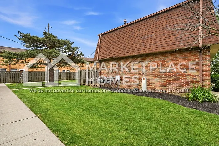 5702 Beechcroft Rd #D — Photo 29