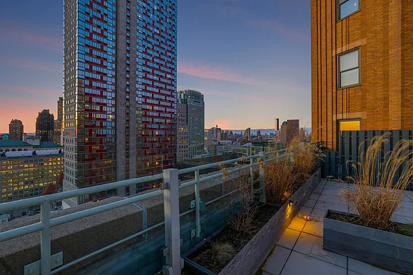 Sold by Coldwell Banker American Homes | media 15
