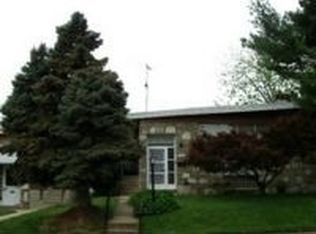 1918 Nester St, Philadelphia, PA 19115