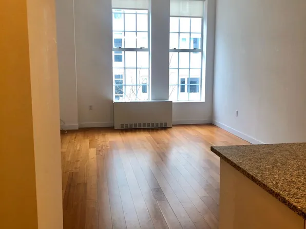 184 Kent image 1 of 6